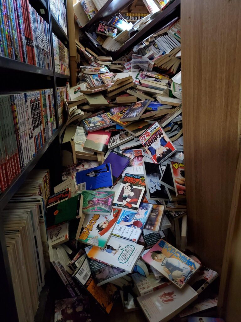 Une collection de mangas a failli détruire une maison au Japon