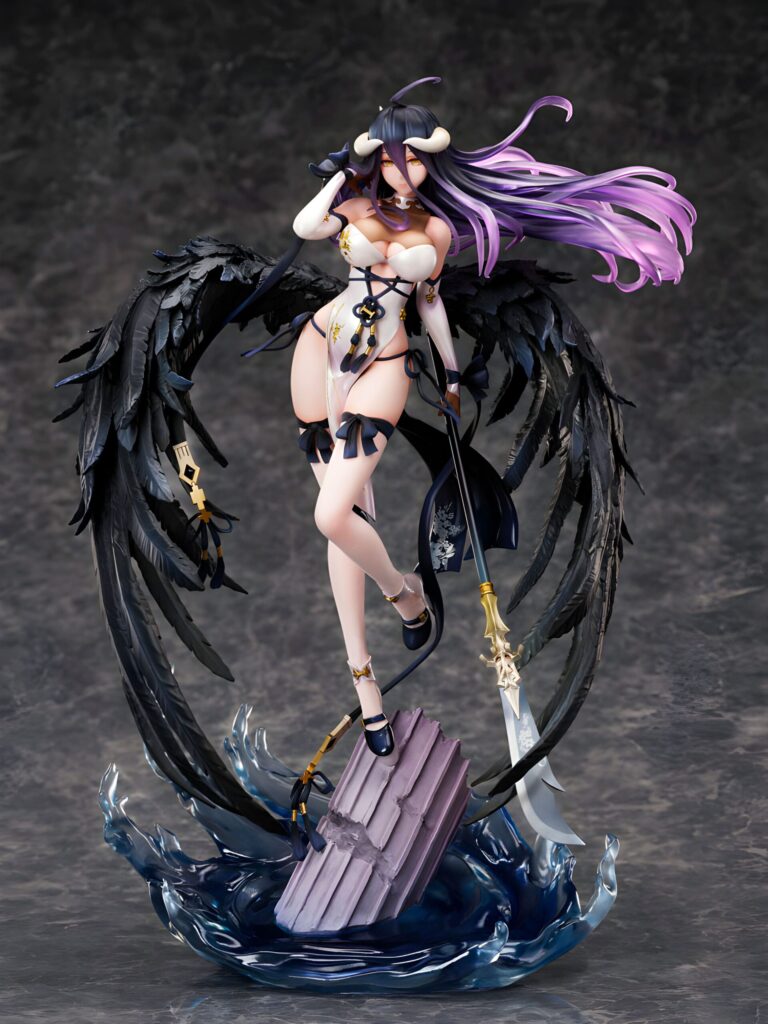 Albedo porte une tenue chinoise sexy pour une silhouette