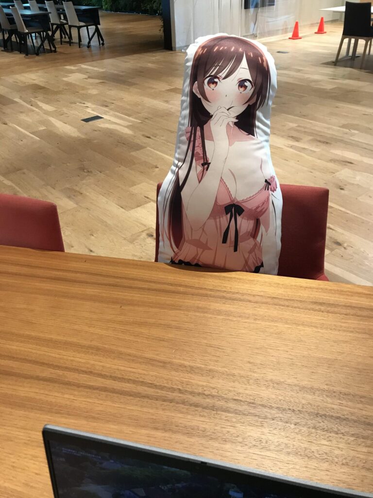 Kanojo, Okarishimasu offre Chizuru à ceux qui paient assez