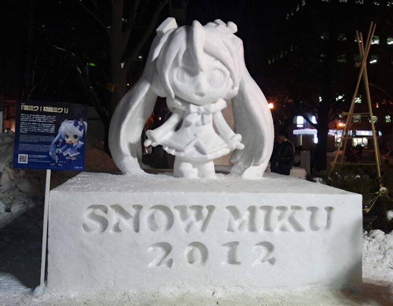Cette fois, Hatsune Miku a failli tuer une vieille femme au Japon