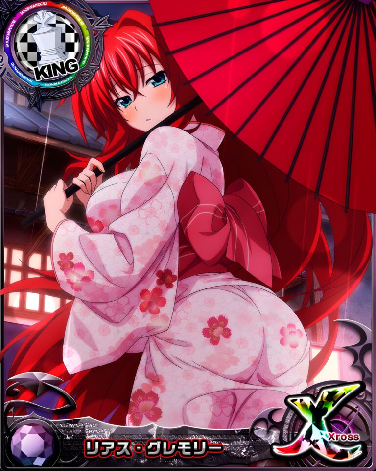 Les filles portent des kimonos sexy pour un événement