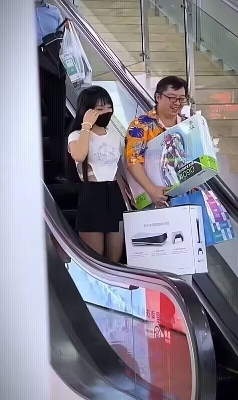 L&rsquo;otaku le plus heureux du monde devient une tendance