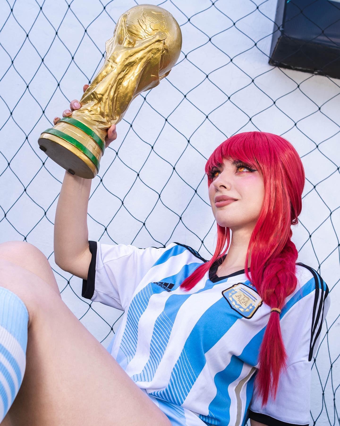 Homme à la tronçonneuse