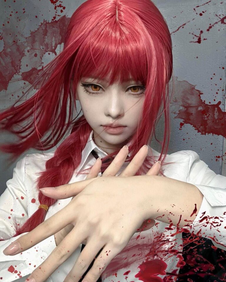 Un cosplay de Makima a ravi les fans