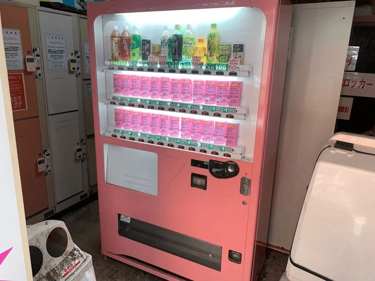 Rencontrez les « distributeurs automatiques de petites amies »