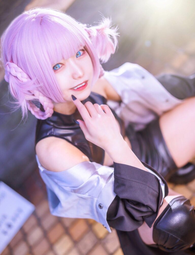 Vous tomberez amoureux de ce cosplayer de Nazuna