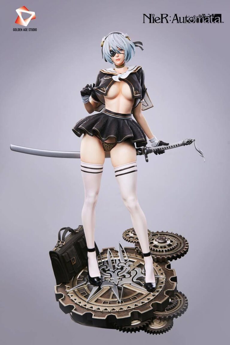 2B revient dans cette figurine d&rsquo;écolière sexy