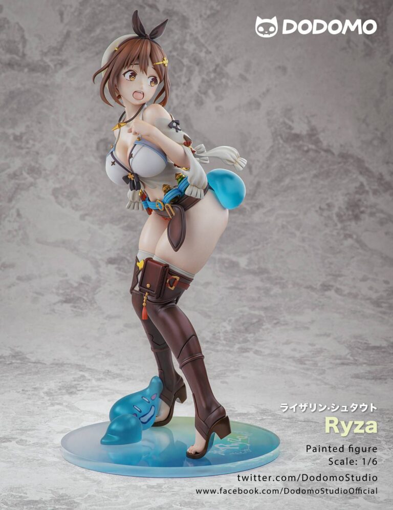 Ryza et ses cuisses juteuses surprennent dans une figure érotique