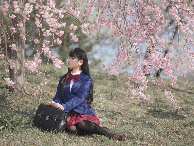 Vous allez adorer ce cosplayer de Komi-san