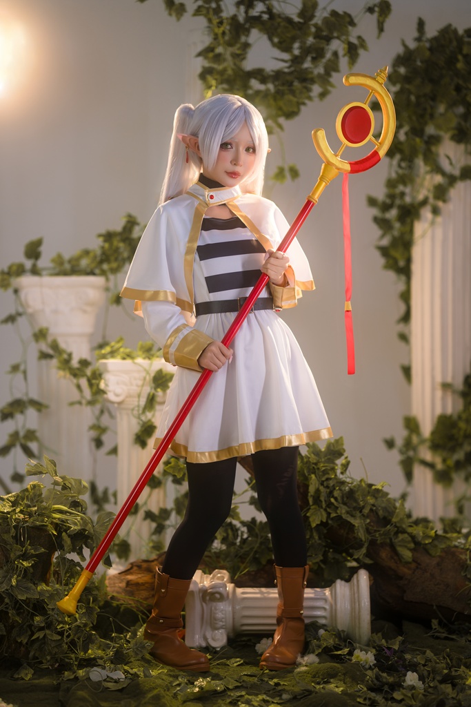 Ce cosplayer de Sousou no Frieren va vous faire saliver