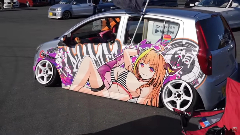 Chisato est « profané » dans une voiture –