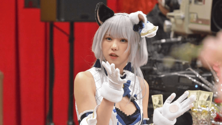 Une cosplayeuse furieuse parce que ses fans revendent ses cadeaux
