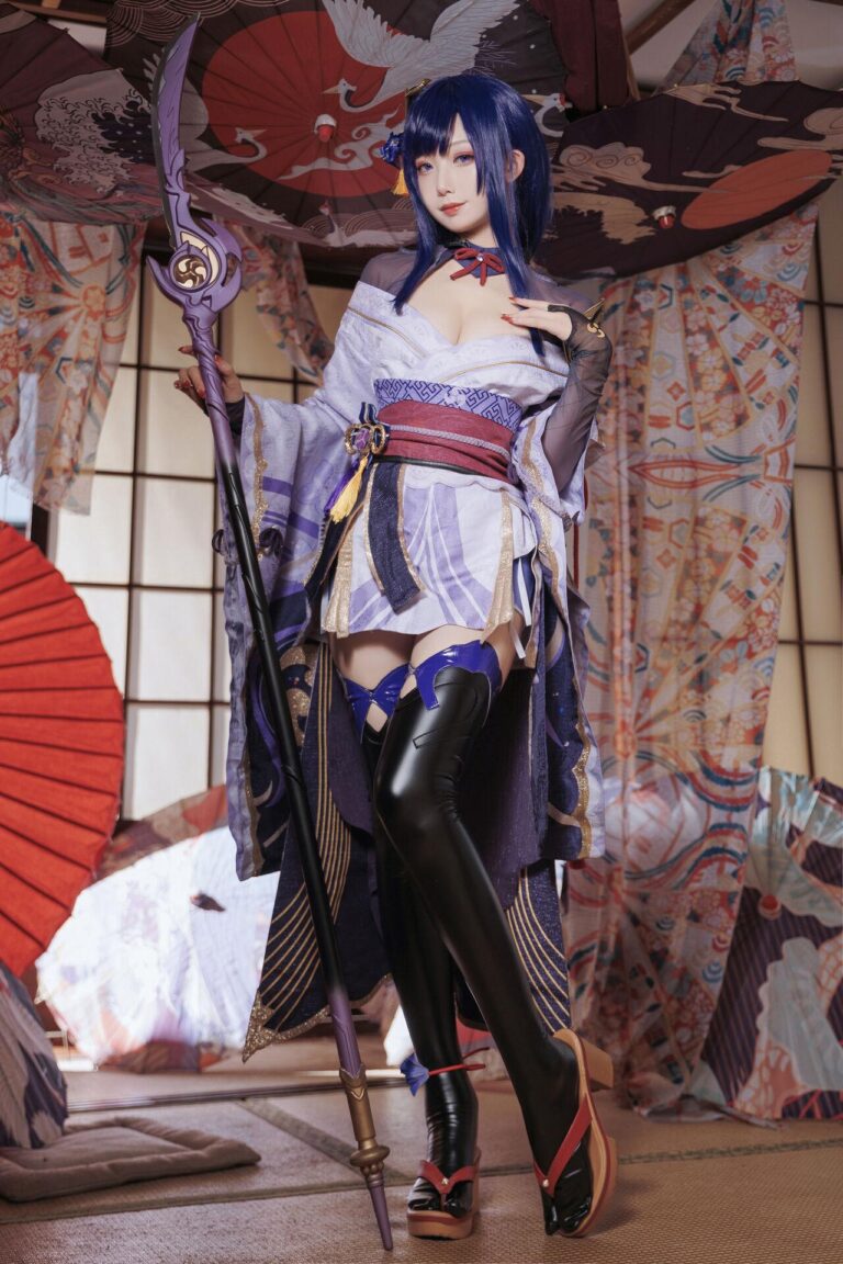 Vous allez adorer ce cosplayer de Raiden Shogun