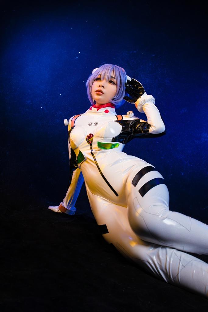 Vous allez adorer cette cosplayeuse de Rei Ayanami