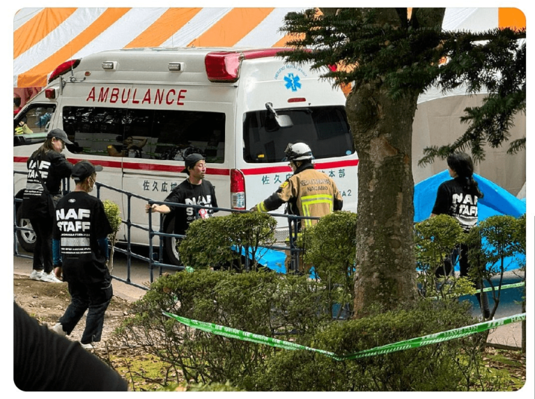 Otaku poignardé pendant un concert