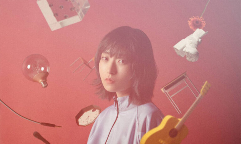 Sayuri, une jeune chanteuse d'anime, est décédée