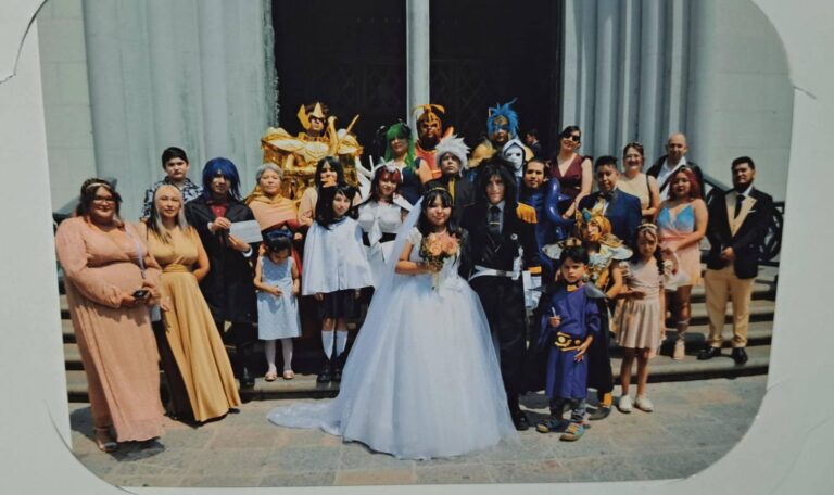 L'Église interdit les « mariages otaku » ( )