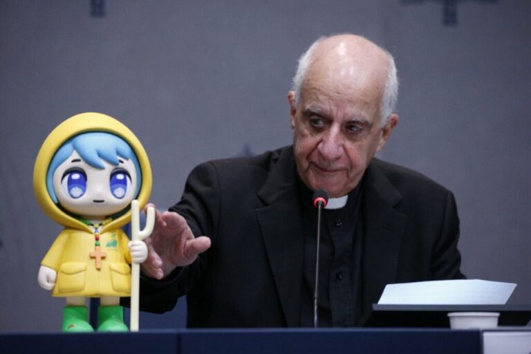 L'Église présente un anime waifu