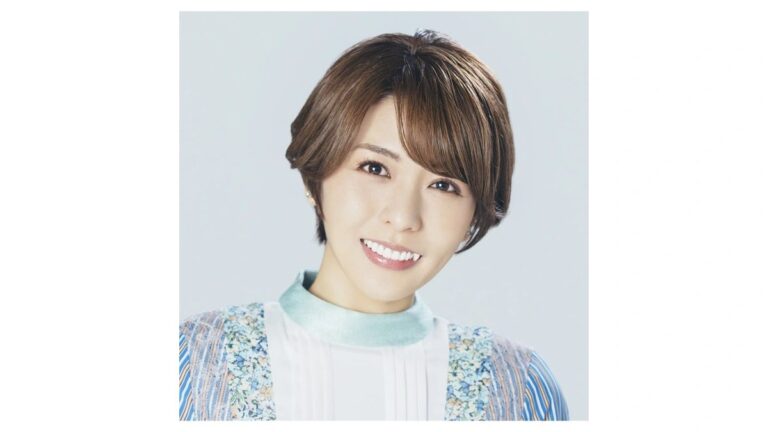 Aki Toyosaki suspend une partie de ses activités après la mort de son mari