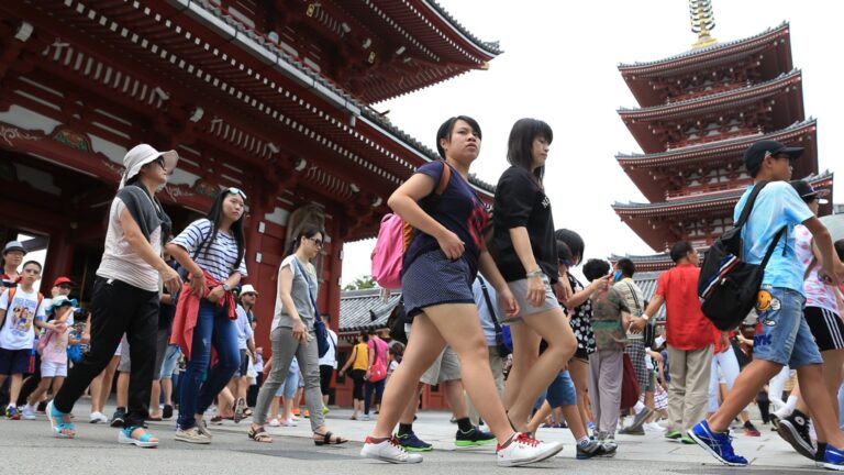 Le Japon bat un record avec plus de 30 millions de touristes en 2025
