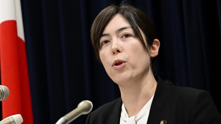 Le ministre japonais n'aime que la 2D
