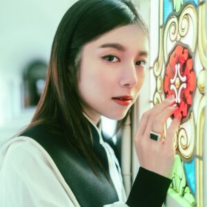 la chanteuse d'anime milet menace de poursuivre en justice les fans qui la persécutent